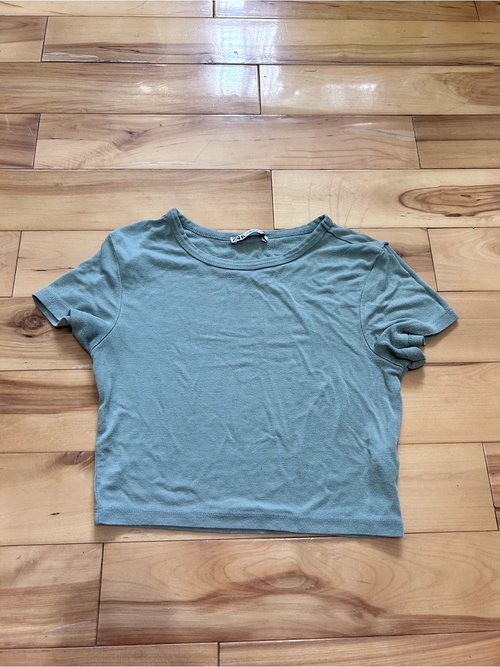 Zara Cropped T‑Shirt in Sage